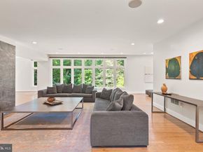 3100 N Monroe Street, Arlington VA 22207