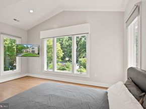 3100 N Monroe Street, Arlington VA 22207