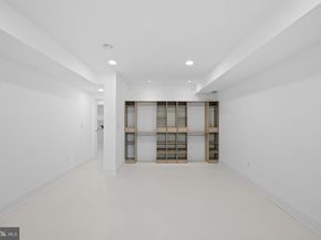 2321 N Richmond Street, Arlington VA 22207