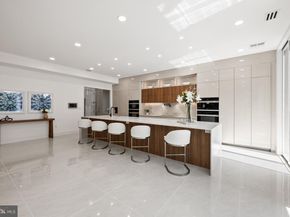 2321 N Richmond Street, Arlington VA 22207