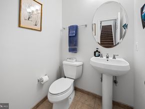 303 Captains Way, Philadelphia PA 19146