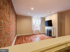 102 Church Street 301, Philadelphia PA 19106