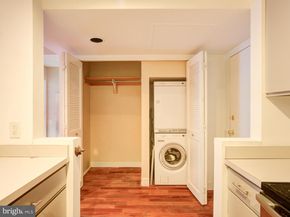 102 Church Street 301, Philadelphia PA 19106