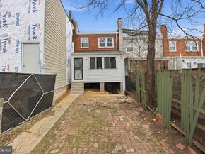 824 20TH Street NE, Washington DC 20002