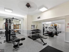 5340 Holmes Run Parkway 1215, Alexandria VA 22304