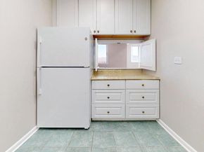 5340 Holmes Run Parkway 1215, Alexandria VA 22304