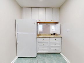 5340 Holmes Run Parkway 1215, Alexandria VA 22304