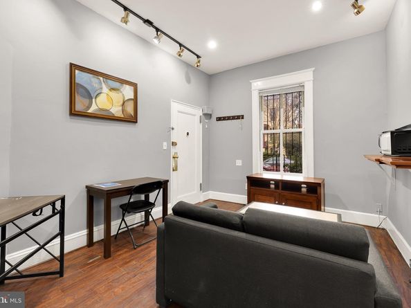 500 9TH Street SE, Washington DC 20003