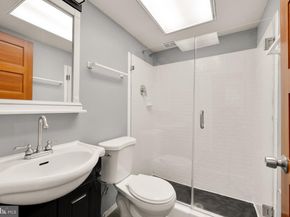 500 9TH Street SE, Washington DC 20003