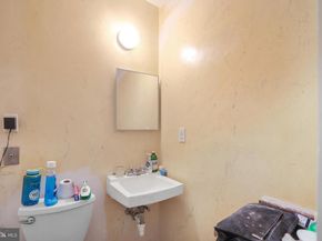 222 Upshur Street NW, Washington DC 20011