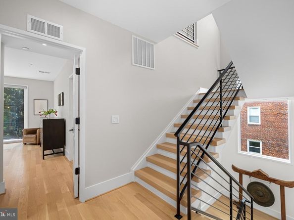 5624 Sherier Place NW, Washington DC 20016
