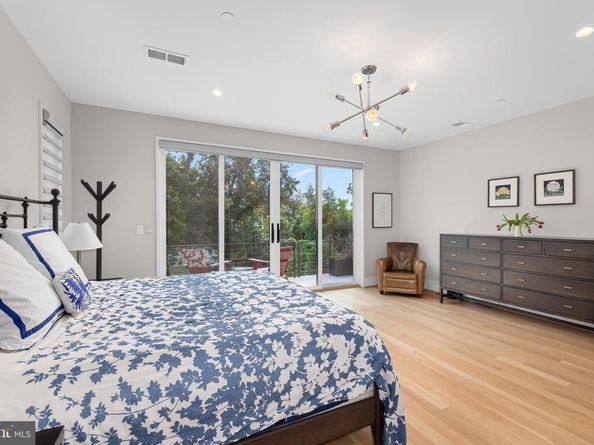 5624 Sherier Place NW, Washington DC 20016