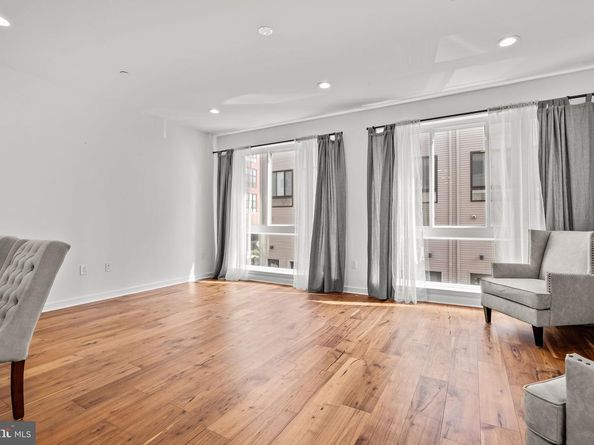 4449 River Ridge Court, Philadelphia PA 19129