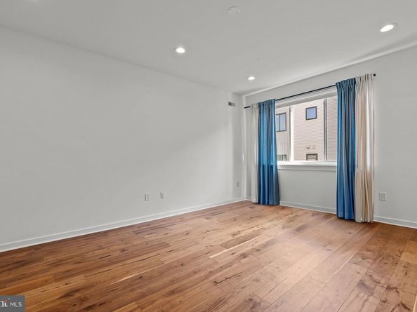 4449 River Ridge Court, Philadelphia PA 19129
