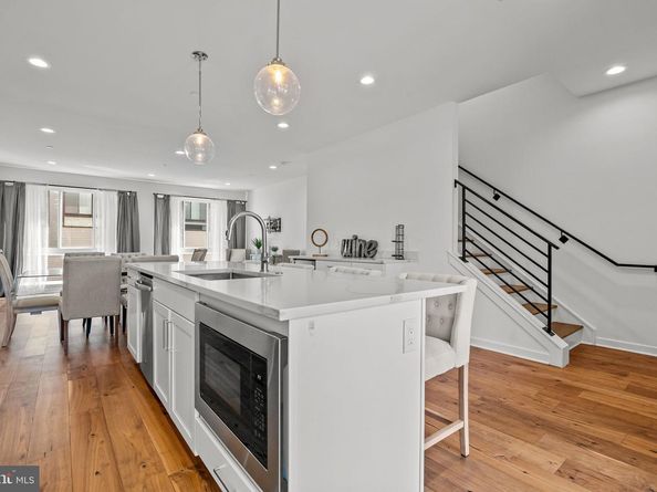 4449 River Ridge Court, Philadelphia PA 19129