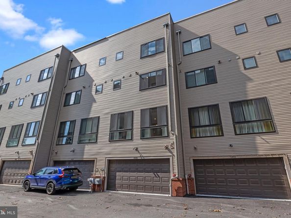 4449 River Ridge Court, Philadelphia PA 19129