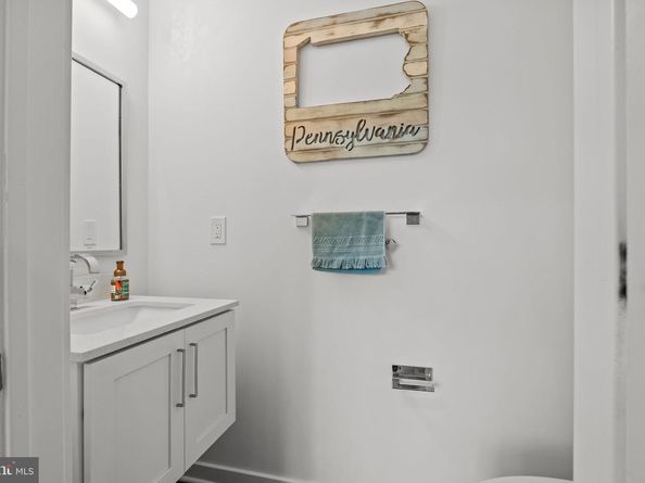 4449 River Ridge Court, Philadelphia PA 19129