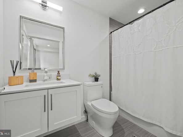 4449 River Ridge Court, Philadelphia PA 19129