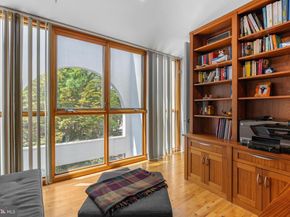 639 Pine Street, Philadelphia PA 19106