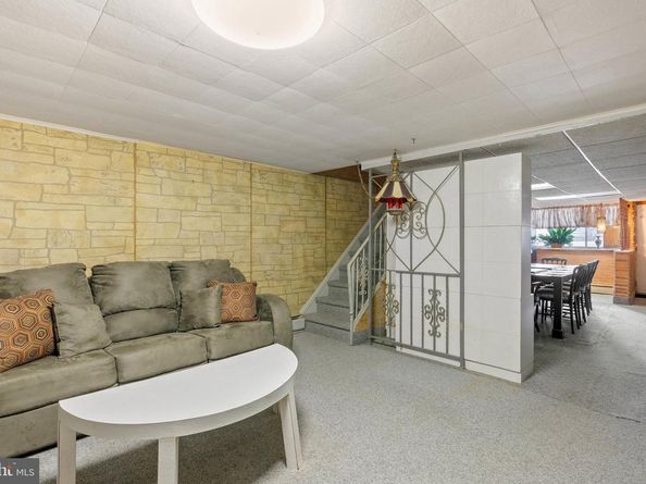 7316 Valley Avenue, Philadelphia PA 19128