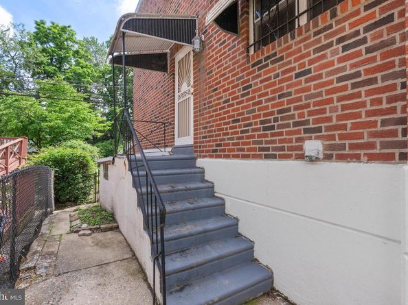 7316 Valley Avenue, Philadelphia PA 19128