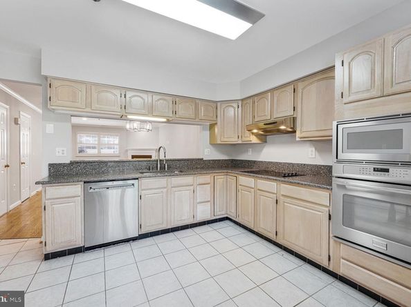 3004 S Glebe Road, Arlington VA 22206