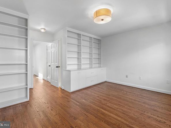 5310 Connecticut Avenue NW 4, Washington DC 20015