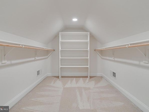 10002 Courthouse Road, Vienna VA 22181