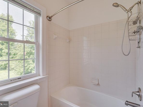 10002 Courthouse Road, Vienna VA 22181