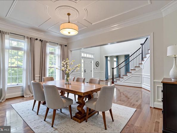 10002 Courthouse Road, Vienna VA 22181