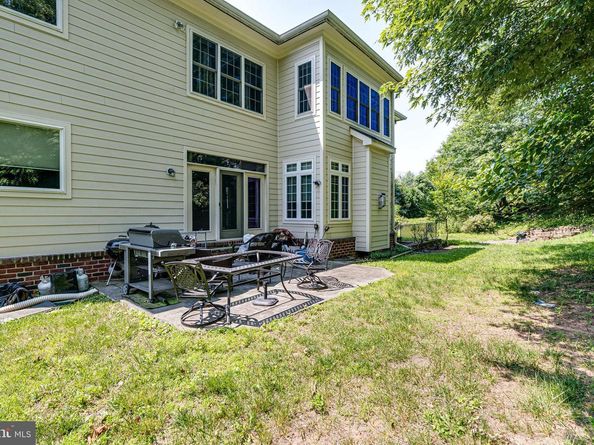 10002 Courthouse Road, Vienna VA 22181