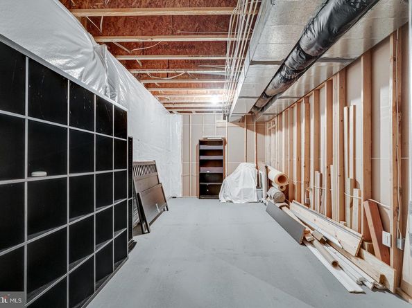 10002 Courthouse Road, Vienna VA 22181