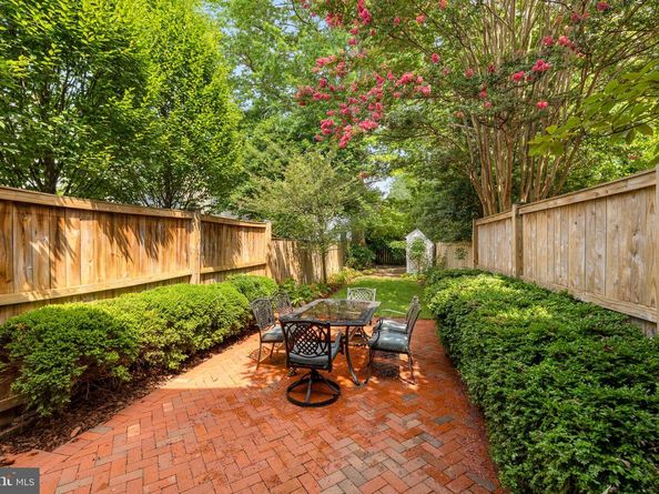 1653 35TH Street NW, Washington DC 20007