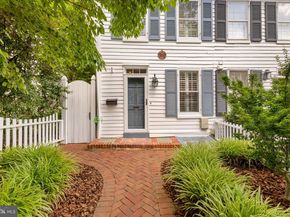 1653 35TH Street NW, Washington DC 20007