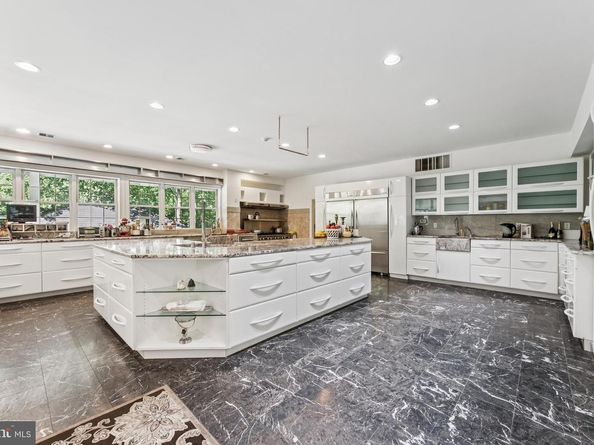 1291 Mettler Road, Huntingdon Valley PA 19006