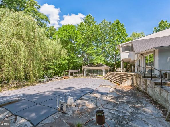 1291 Mettler Road, Huntingdon Valley PA 19006