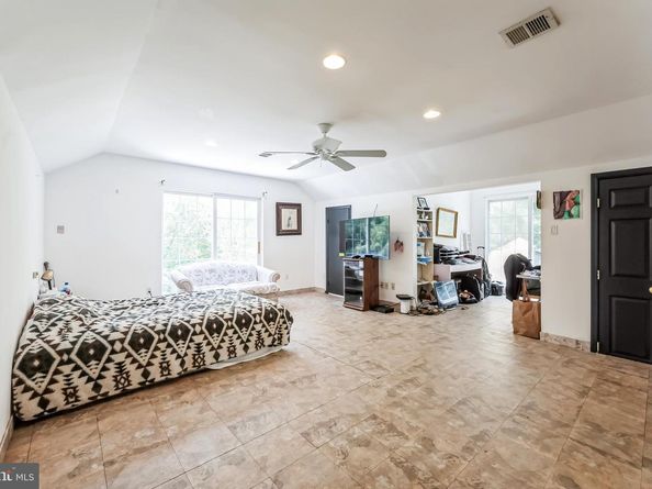 1291 Mettler Road, Huntingdon Valley PA 19006