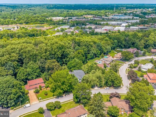 1291 Mettler Road, Huntingdon Valley PA 19006
