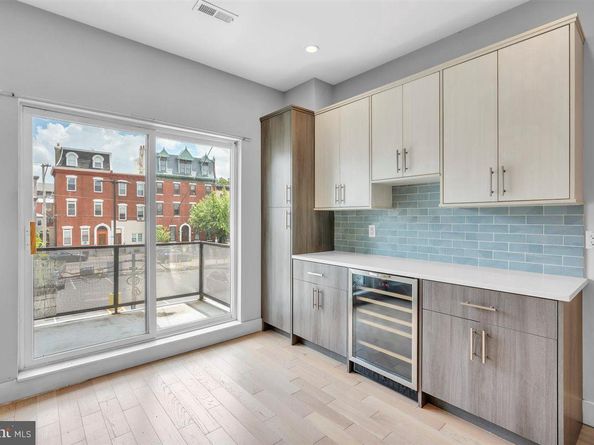 1005 N Marshall Street, Philadelphia PA 19123