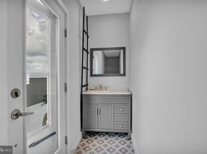 1005 N Marshall Street, Philadelphia PA 19123