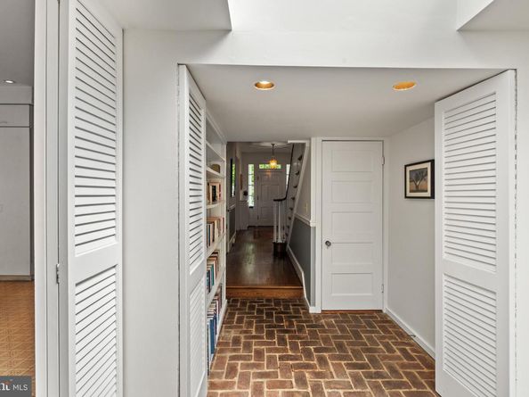 16 W Lenox Street, Chevy Chase MD 20815