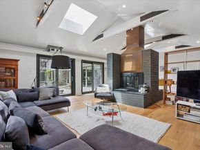 241 Cheswold Lane, Haverford PA 19041