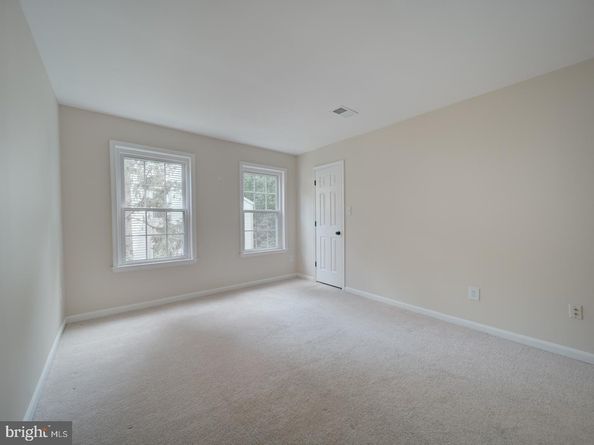 2233 Lovedale Lane UNIT I, Reston VA 20191