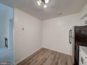 2233 Lovedale Lane UNIT I, Reston VA 20191