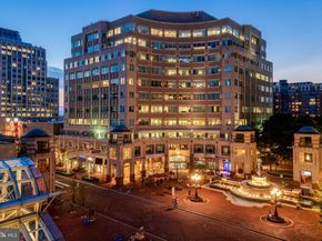 2233 Lovedale Lane UNIT I, Reston VA 20191