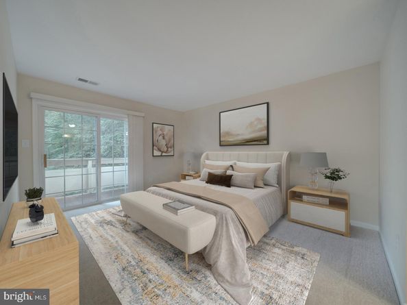 2233 Lovedale Lane UNIT I, Reston VA 20191