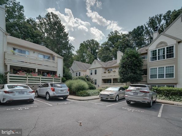 2233 Lovedale Lane UNIT I, Reston VA 20191