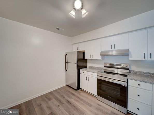 2233 Lovedale Lane UNIT I, Reston VA 20191