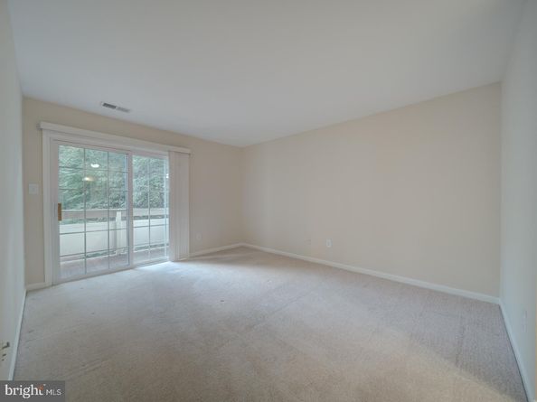 2233 Lovedale Lane UNIT I, Reston VA 20191