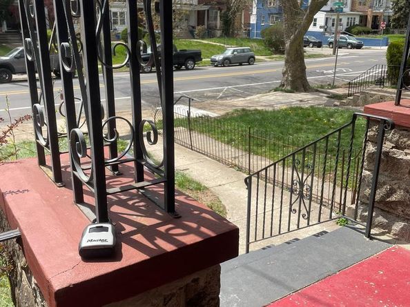 5809 Chew Avenue, Philadelphia PA 19138